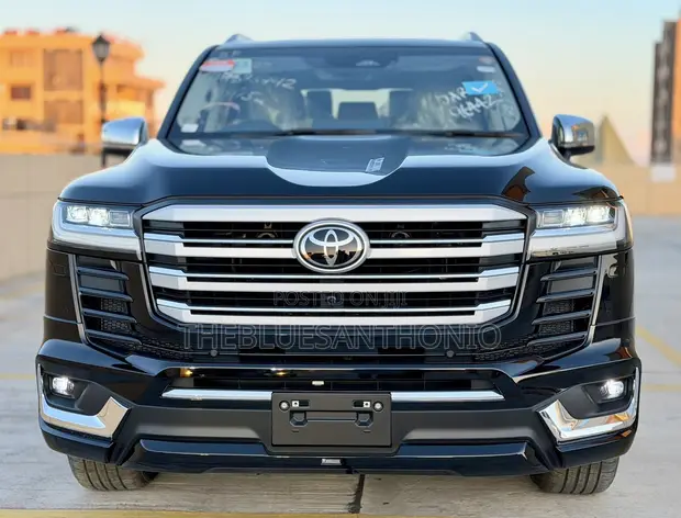 New Toyota Land Cruiser 300 ZX 2026 Black - 1