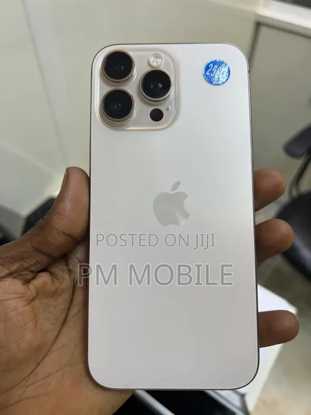 Apple iPhone 16 Pro Max 256GB Imetumika - 1