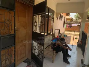 Nyumba ya Vyumba 3 Nyegezi Stand, Buhongwa Inauzwa