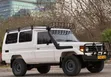 Toyota Land Cruiser 1989 Nyeupe - 5