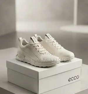Ecco Premium Leather Sneakers - Original