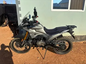 Sinoray SR250-ADV 2025 Pikipiki - Gray