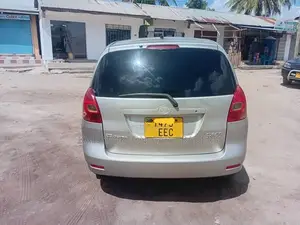 Toyota Corolla Spacio 2005 Dhahabu