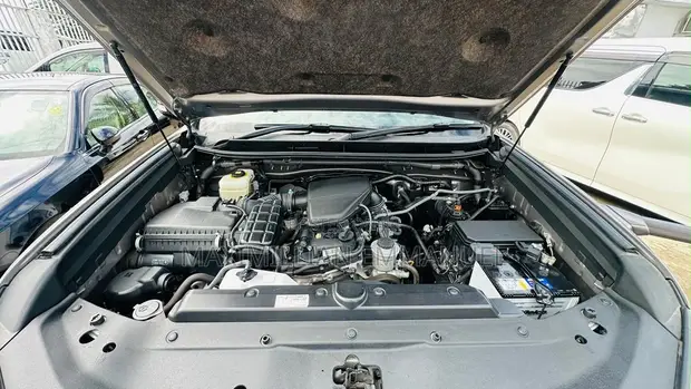 Toyota Land Cruiser Prado TXL 2020 - 1