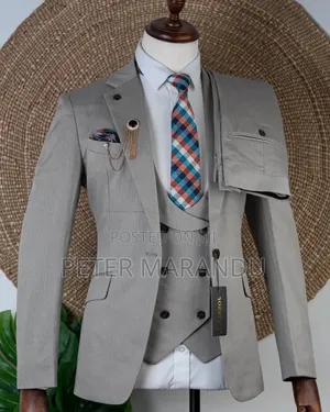 Men's 3-Piece Grey Suit - Sharp Gentleman Look