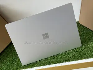 Microsoft Surface Book 2 15" Laptop (i5, 16GB RAM, 256GB SSD)
