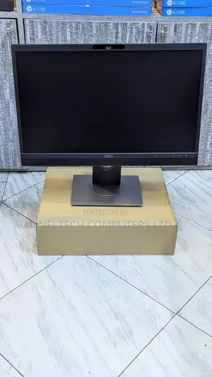 Dell Monitor Inch 24 na Kamera na Spika