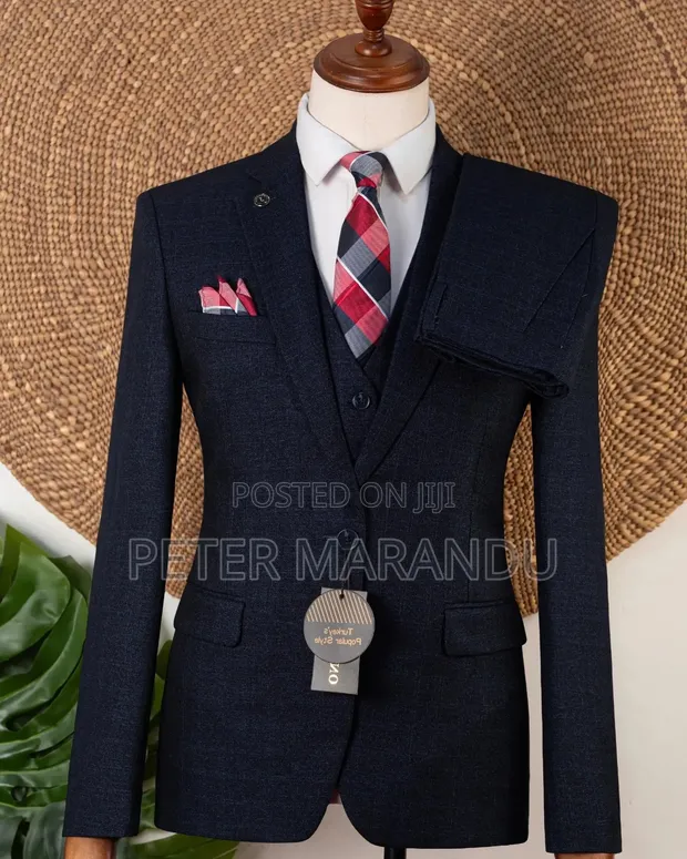 Suti ya Kiume ya Vipande Vitatu ya Navy Blue - 1
