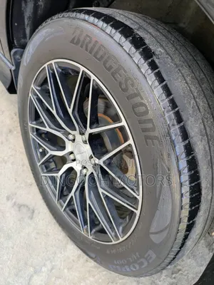 Toyota Harrier 2016 (Anaconda) Nyeusi