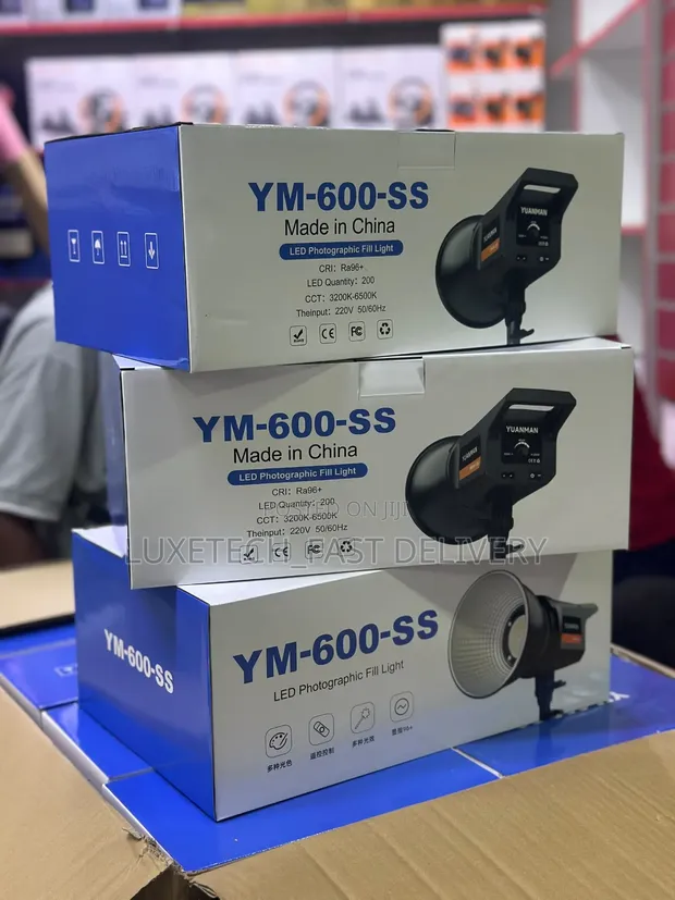 Yuanman YM-600-SS 100W Bi-Color LED Video Light - 1