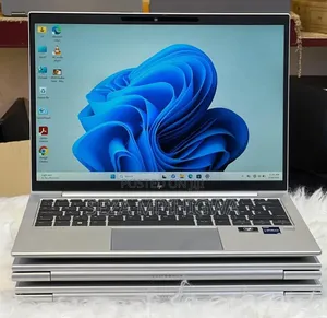 Laptop HP EliteBook 830 G9 - Core i5, 16GB RAM, 256GB SSD