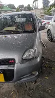 Toyota Vitz 1.5 FWD 5dr 2004 Gray - 1