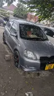 Toyota Vitz 1.5 FWD 5dr 2004 Gray - 4