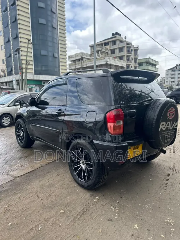 Toyota RAV4 2005 Black - 1