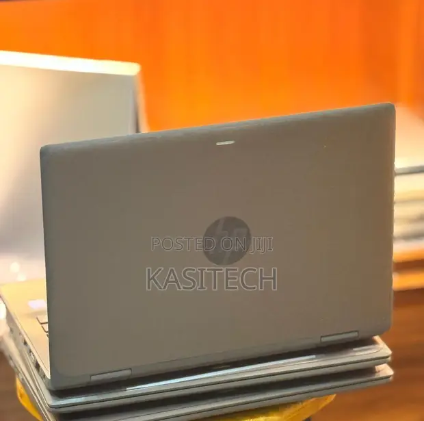 Laptop HP ProBook 11 G5 EE Convertible 4GB RAM 128GB SSD - 1