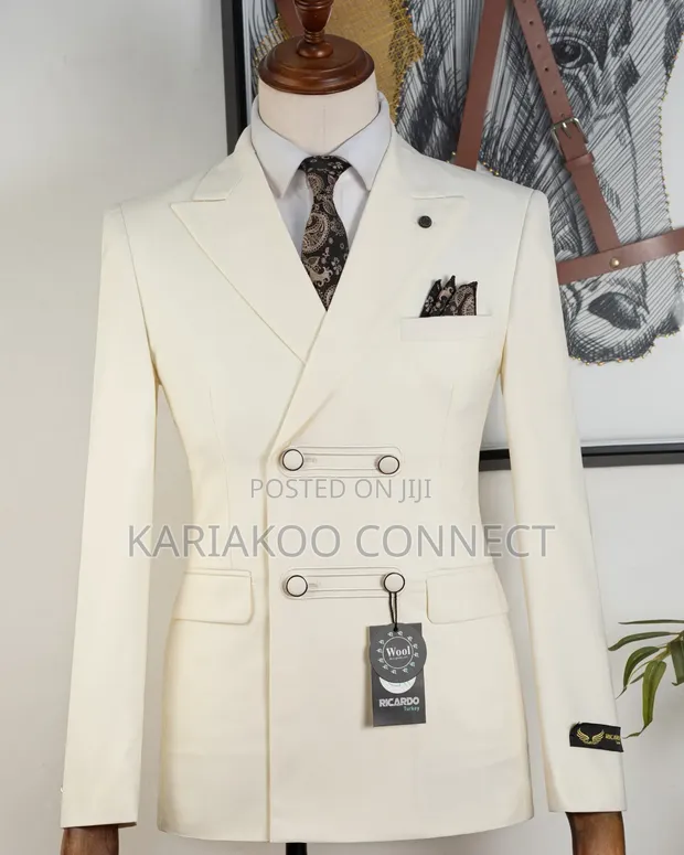 Suti ya Ricardo 'Tailored Look' Rangi ya Cream - 1