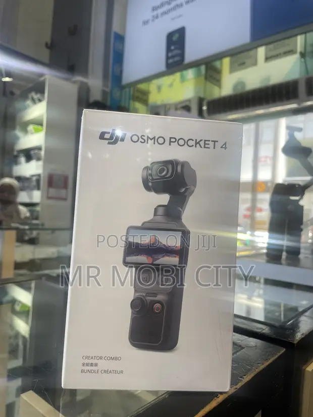 DJI Osmo Pocket 4 Creator Combo - 1