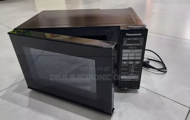 Panasonic 20L Microwave - 1