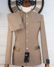 Suti ya Beige ya Mandarin Collar yenye Pambo la Dhahabu - 2