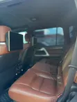Toyota Land Cruiser 2018 Nyeusi - 3