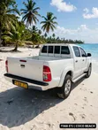 Toyota Hilux 2012 Nyeupe - 2