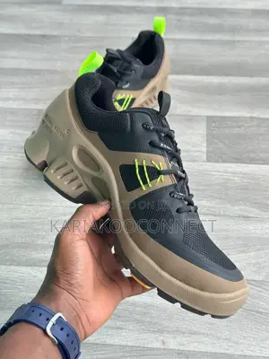 Ecco Black Beige Trail Sneakers