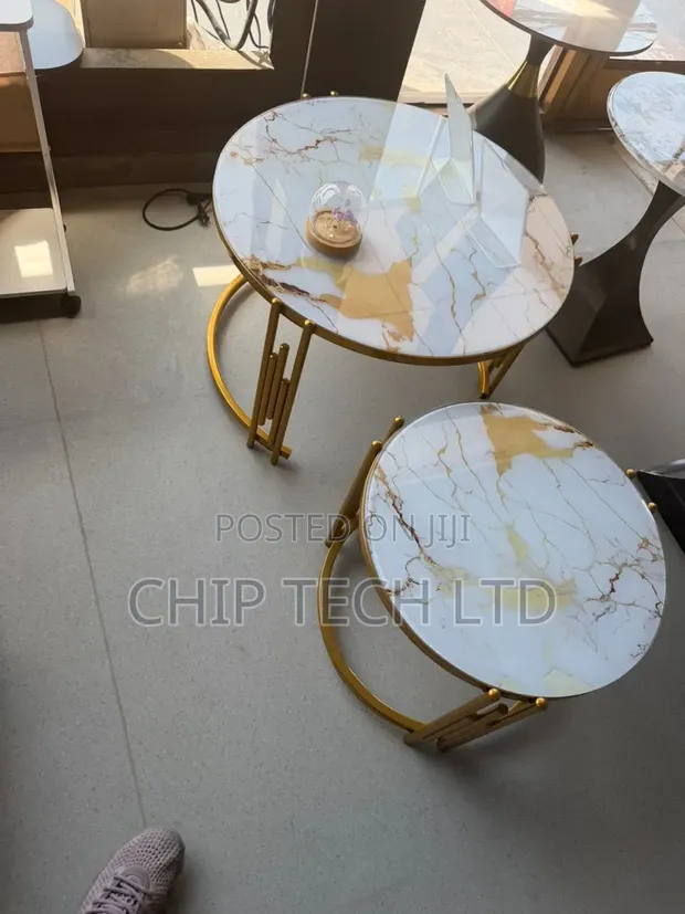 Elegant Home Coffee Table - 2 Pieces, Glass Top - 1