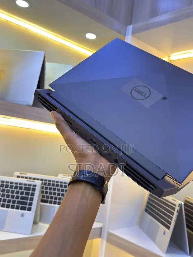 Dell G15 5511 Laptop - 16GB RAM, 512GB SSD, RTX 3050 - 1