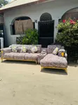 Sofa L-Shape Kubwa - Kijivu na Miguu ya Chuma - 2