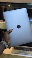Apple MacBook Pro 2017 16GB RAM, 256GB SSD - 4