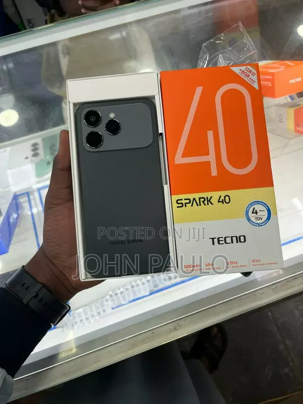 New Tecno Spark 40 256GB Black - 1