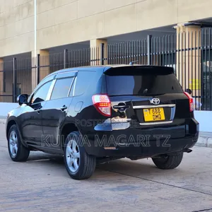 Toyota Vanguard 2010 Nyeusi
