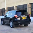 Toyota Vanguard 2010 Nyeusi - 4