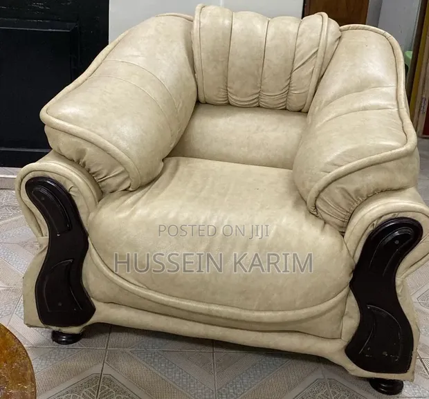 Seti ya Sofa Vipande 4 Inauzwa - 1