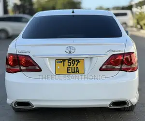 Toyota Crown 2009