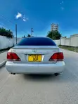 Toyota Crown Athlete 2005 Nyeupe - 3