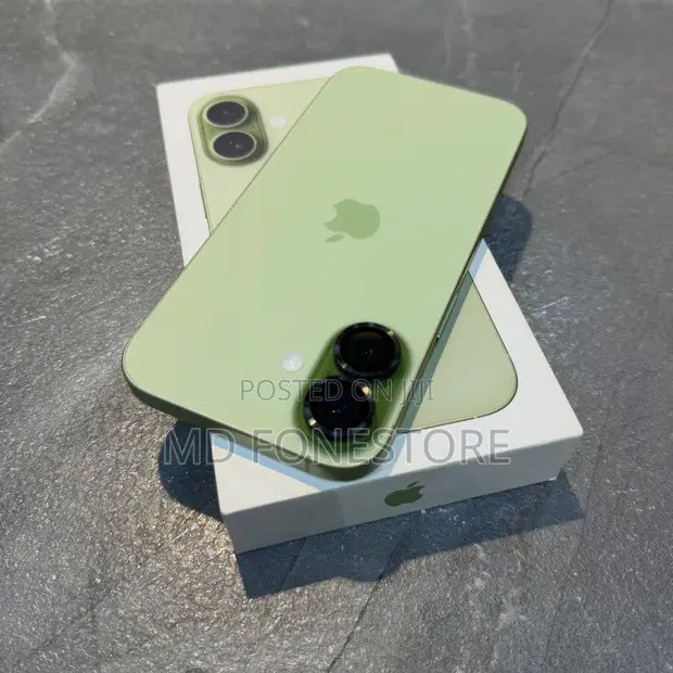 New Apple iPhone 17 256GB Green - 1