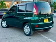 Toyota Fun Cargo 2006 Green - 1