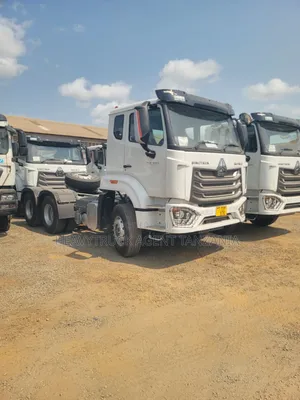 CNHTC Howo Nx 371 Tractor Unit Truck
