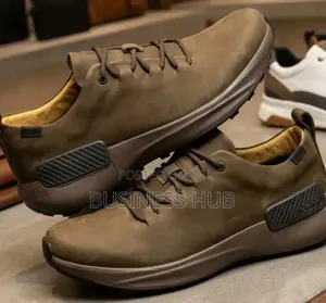 New Quality Leather Sneakers - Brown