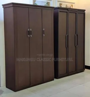 Wardrobe ya Woodstock Milango 3 - Brown