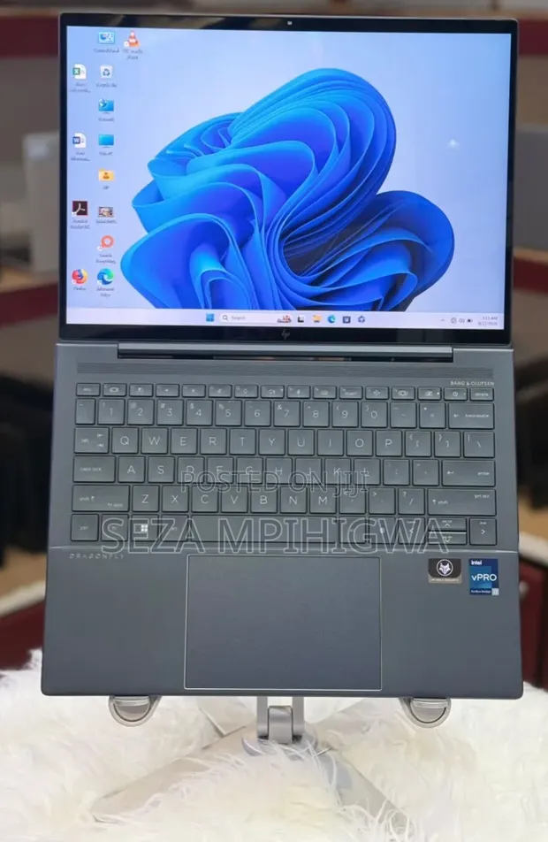 Laptop HP Elite Dragonfly 13.5" G3 - i7, 32GB RAM, 256GB SSD - 1