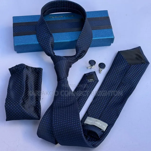 Navy Blue Patterned Tie and Pocket Square Set - 1