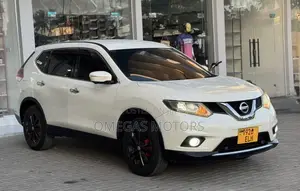 Nissan X-Trail 2.0 Petrol FWD 2014 White