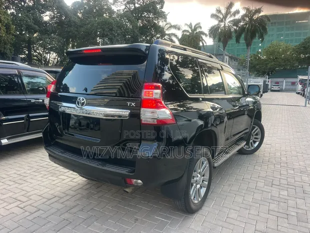 Toyota Land Cruiser Prado 2.8 D-4D 2016 Matt Black - 1