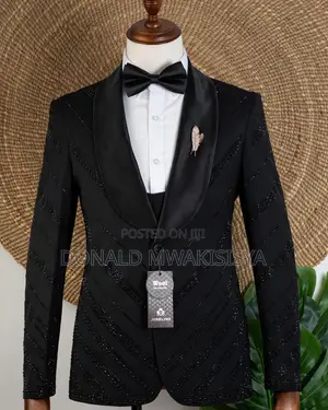 Joselino Black Stoned Tuxedo Suit