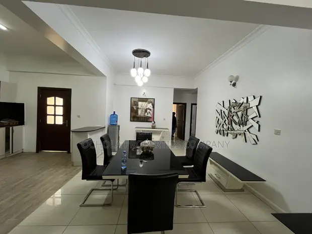 Furnished 3-Bedroom Apartment for Rent in Oyster Bay - 1