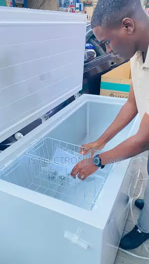 Hisense 420L Single Door Freezer
