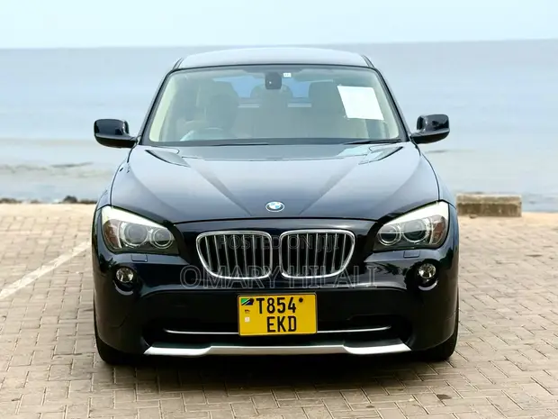 BMW X3 xDrive30i 2010 Nyeusi - 1