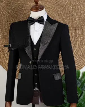 Joselino Black Stoned Lapel Tuxedo